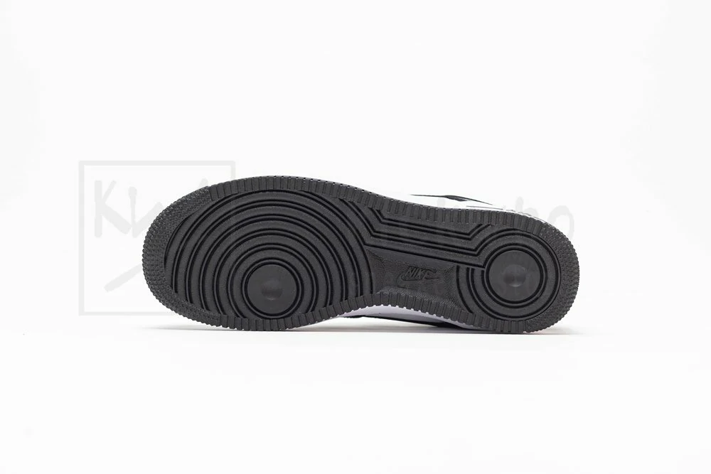 Terror Squad x Air Force 1 Low 'Black White' - Image 4