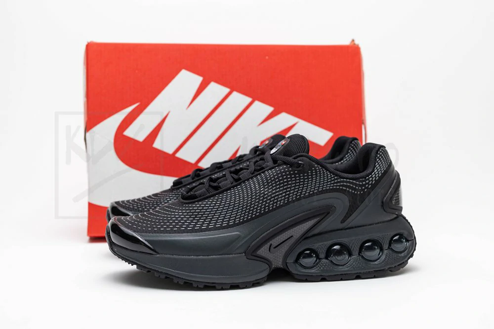 Nike Air Max DN All Black - Image 5