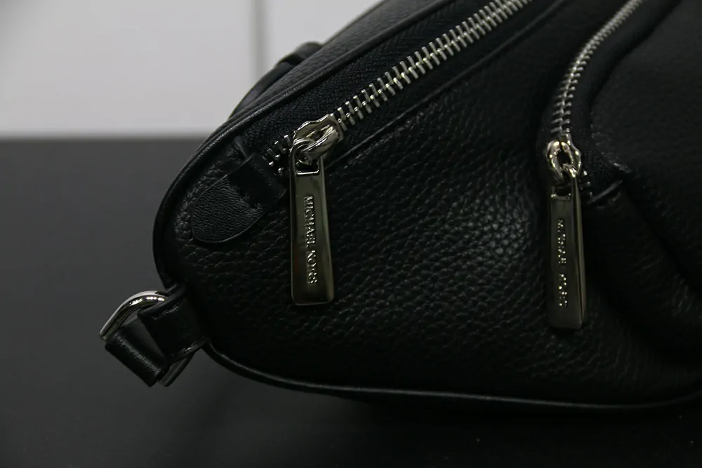 Michael Kors Crossbody Hip Pack Black - Image 5