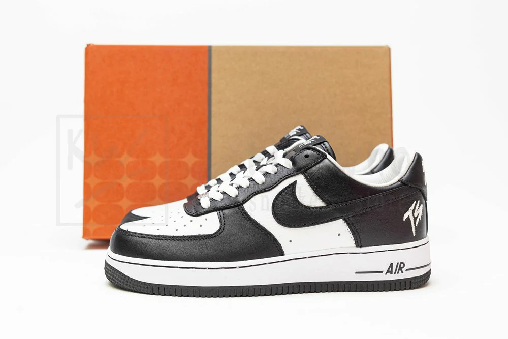 Terror Squad x Air Force 1 Low 'Black White' - Image 5