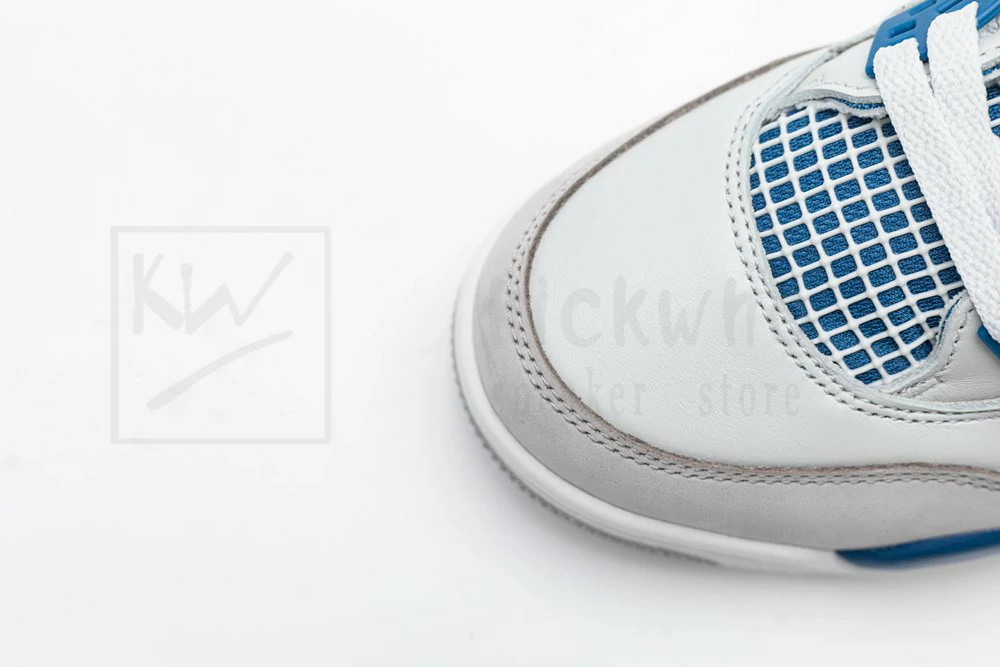 Air Jordan 4 Retro GS 'Military Blue' 2024 - Image 10