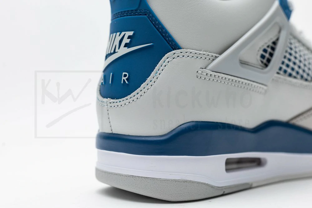 Air Jordan 4 Retro GS 'Military Blue' 2024 - Image 9