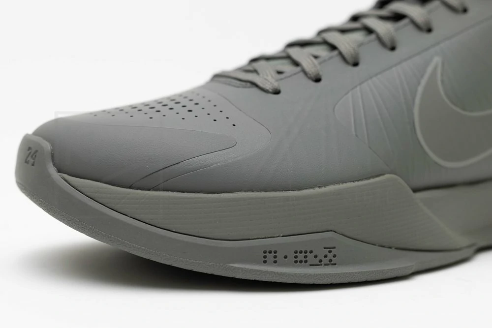Godkiller Zoom Kobe 5 'Fade To Black' KW Protro - Image 8