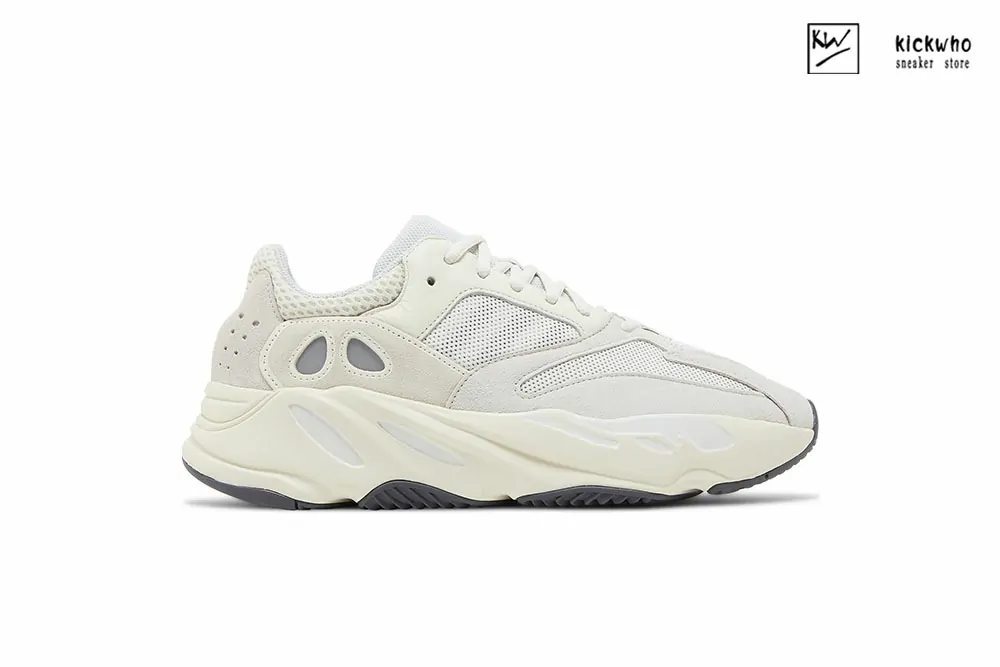 Yeezy Boost 700 'Analog' Sale Version