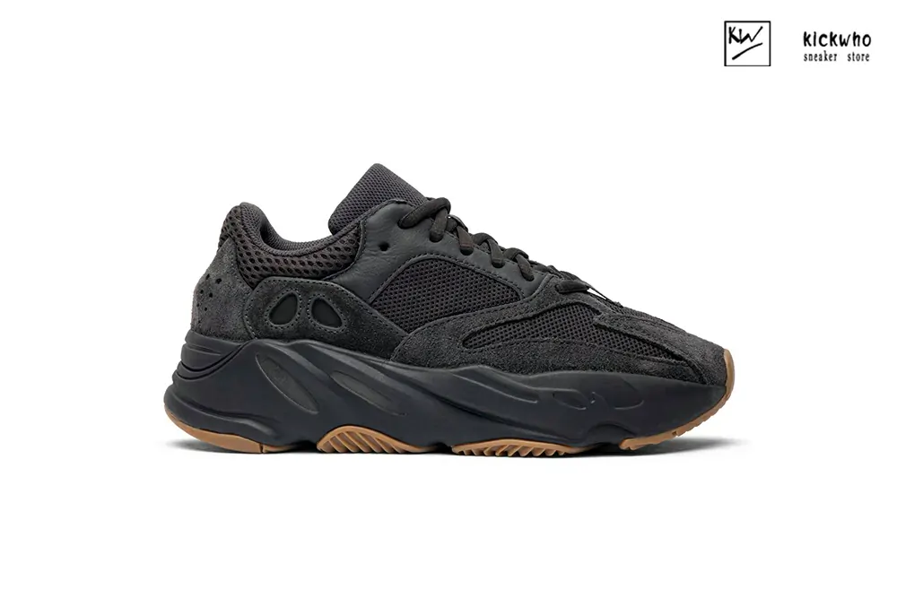 Yeezy Boost 700 'Utility Black" Sale Version