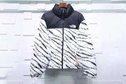 TNF Zebra Down Coat White(Asia Size)