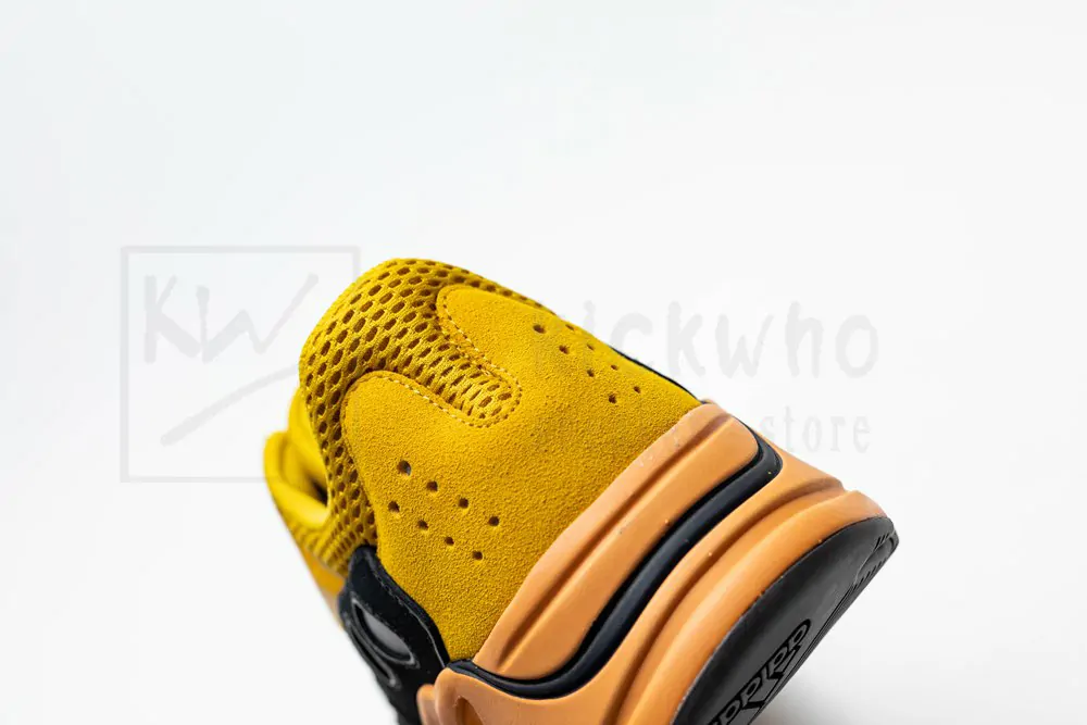 Yeezy Boost 700 'Sun' Sale Version - Image 12