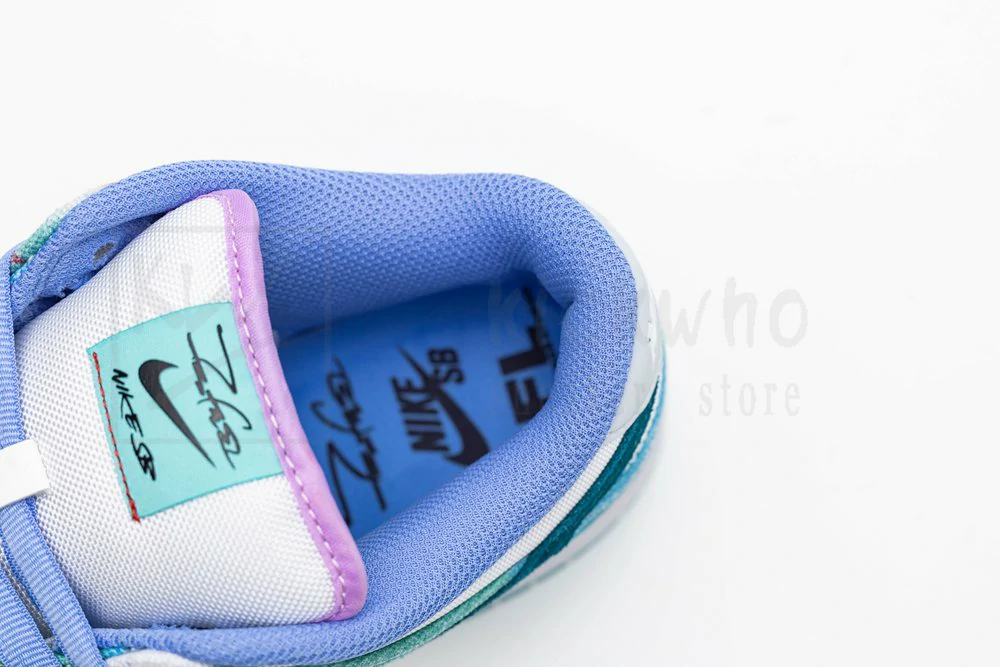 Futura Laboratories x Dunk Low SB 'Bleached Aqua' - Image 13