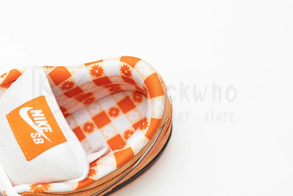 Concepts x Dunk Low SB 'Orange Lobster' - Image 13