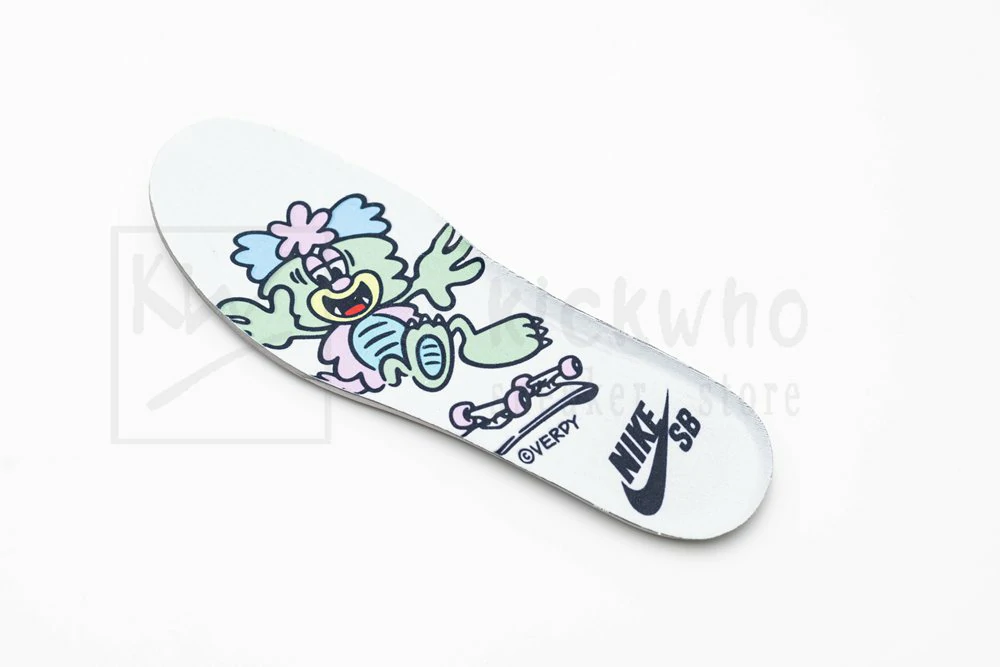 Verdy x Dunk Low SB 'Visty - Image 15