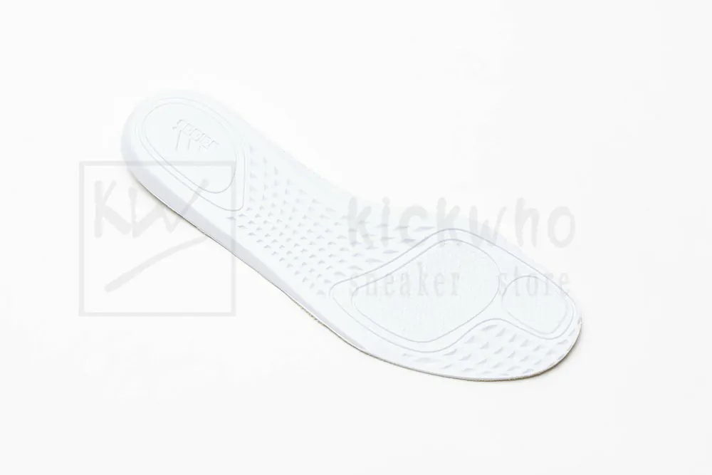 Yeezy Boost 700 'Magnet' Sale Version - Image 15