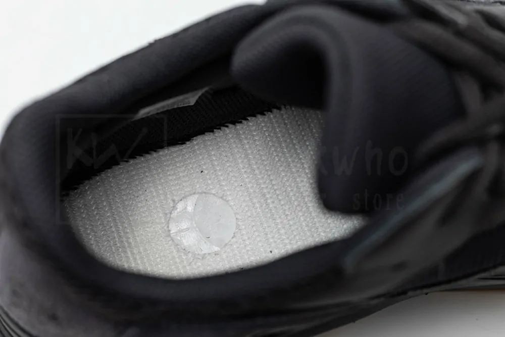 Yeezy Boost 700 'Utility Black" Sale Version - Image 17