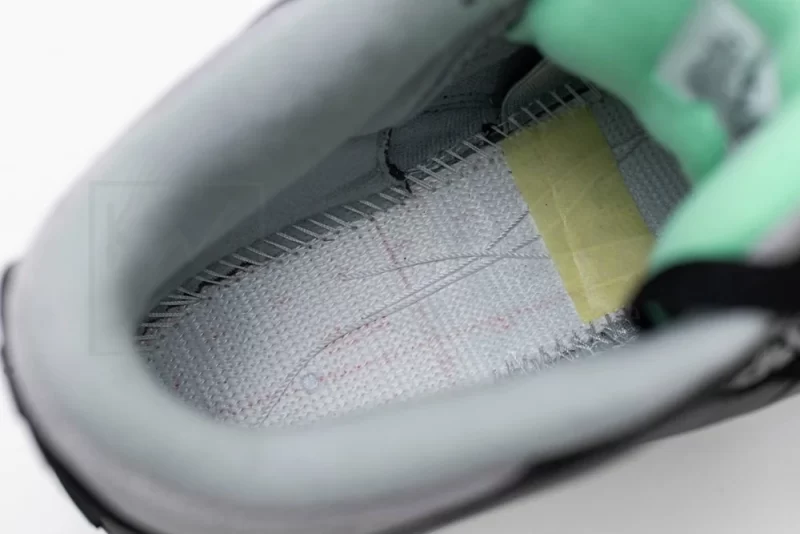 Air Jordan 3 Retro 'Green Glow' - Image 17