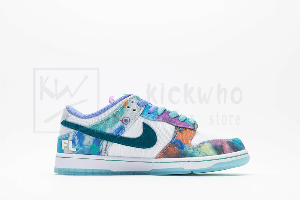 Futura Laboratories x Dunk Low SB 'Bleached Aqua' - Image 3