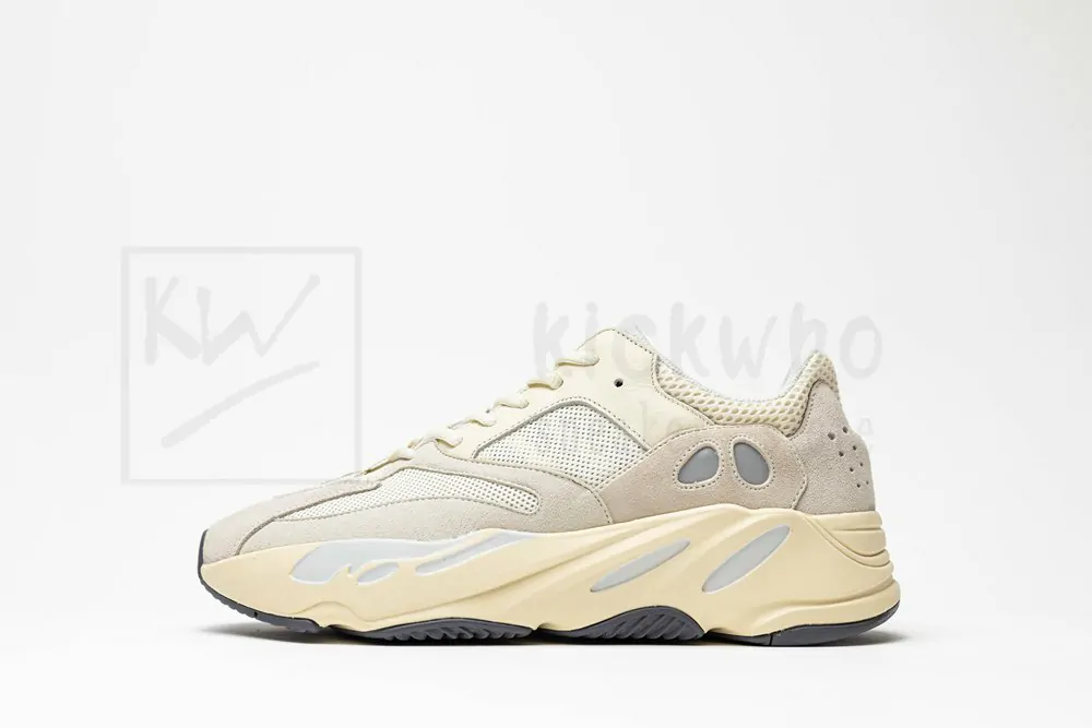 Yeezy Boost 700 'Analog' Sale Version - Image 3