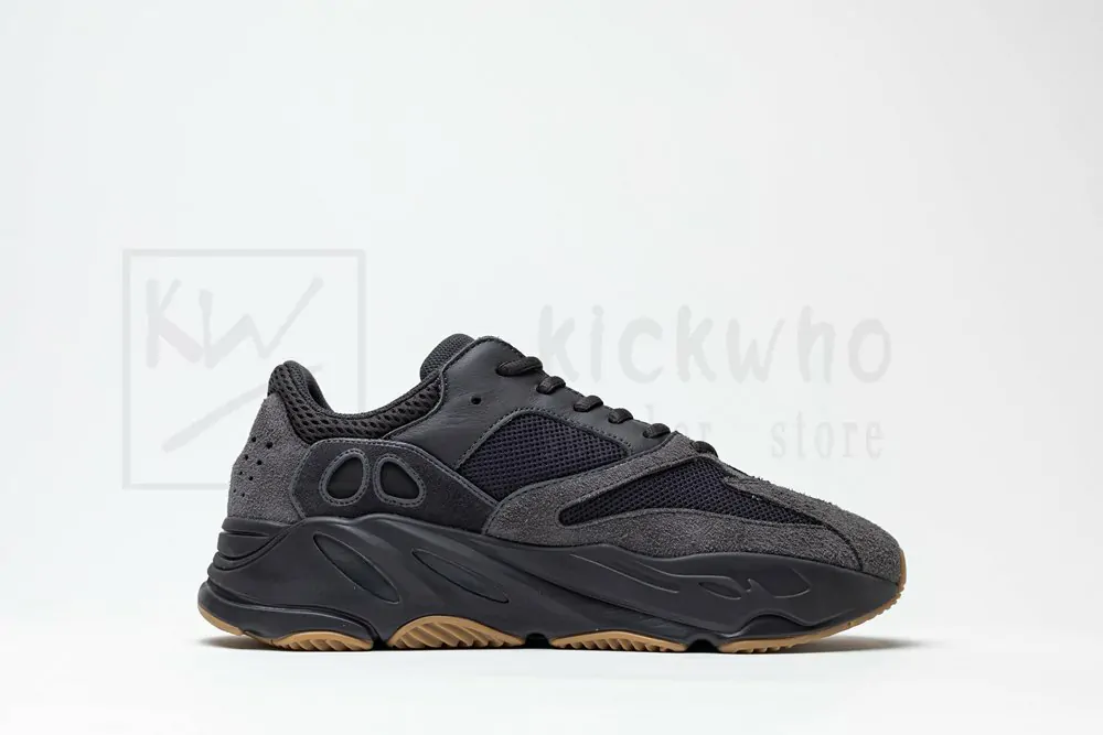 Yeezy Boost 700 'Utility Black" Sale Version - Image 3