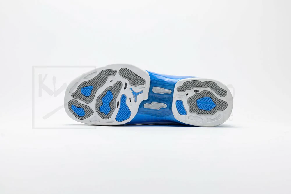 JORDAN 17 LOW “UNIVERSITY BLUE” - Image 4