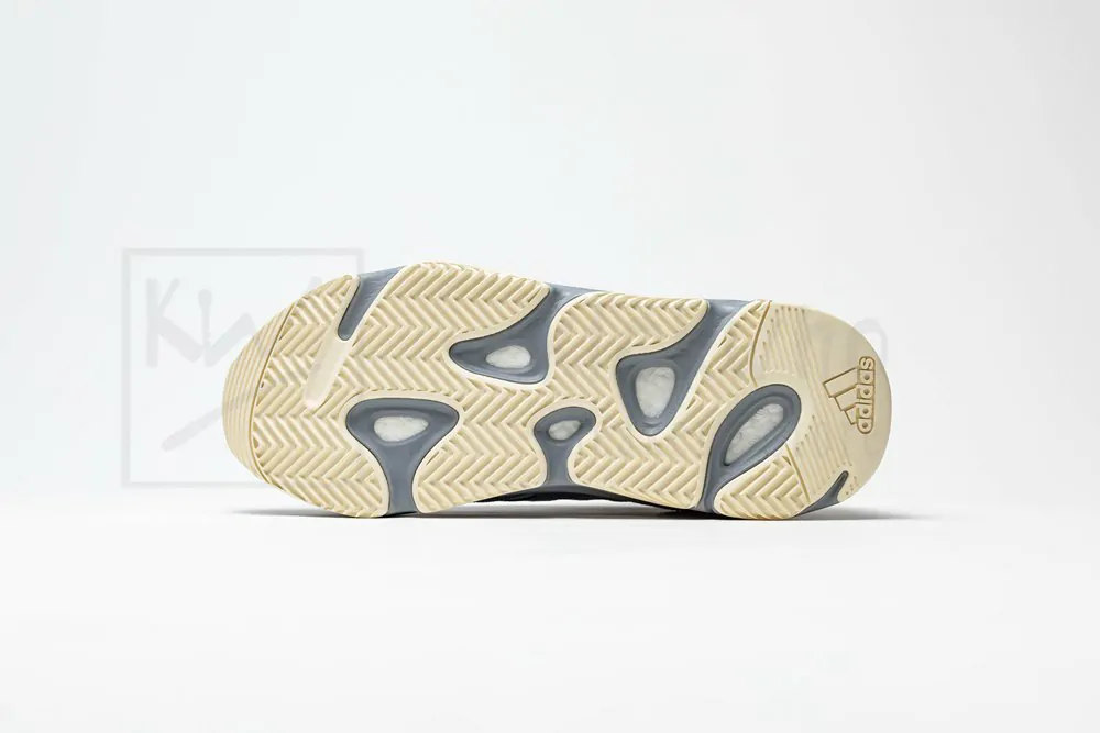 Yeezy 700 Boost Runner "inertia" Sale Version - Image 4