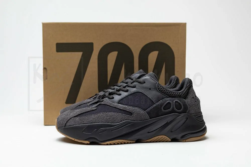 Yeezy Boost 700 'Utility Black" Sale Version - Image 5