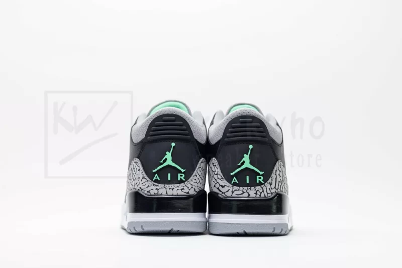 Air Jordan 3 Retro 'Green Glow' - Image 7
