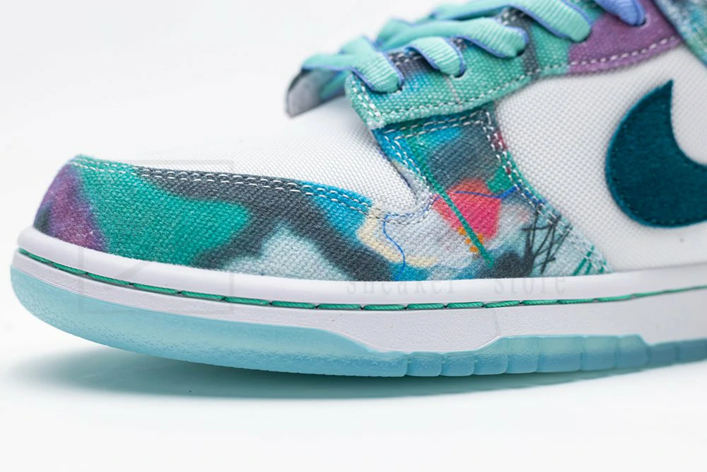 Futura Laboratories x Dunk Low SB 'Bleached Aqua' - Image 8