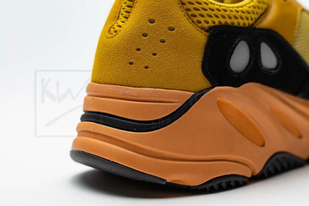 Yeezy Boost 700 'Sun' Sale Version - Image 9