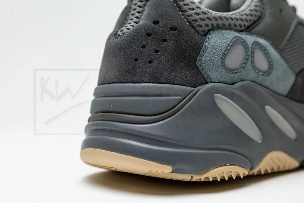 Yeezy Boost 700 'Teal blue'Sale Version - Image 9